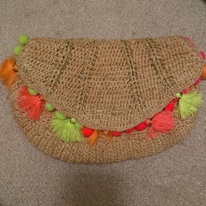 lily pulitzer clam shell clutch